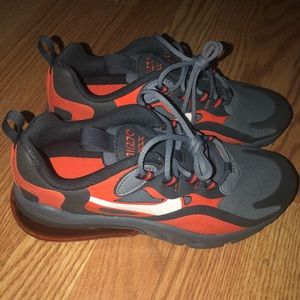 Kids Air Max 270 React, Kids US size 5